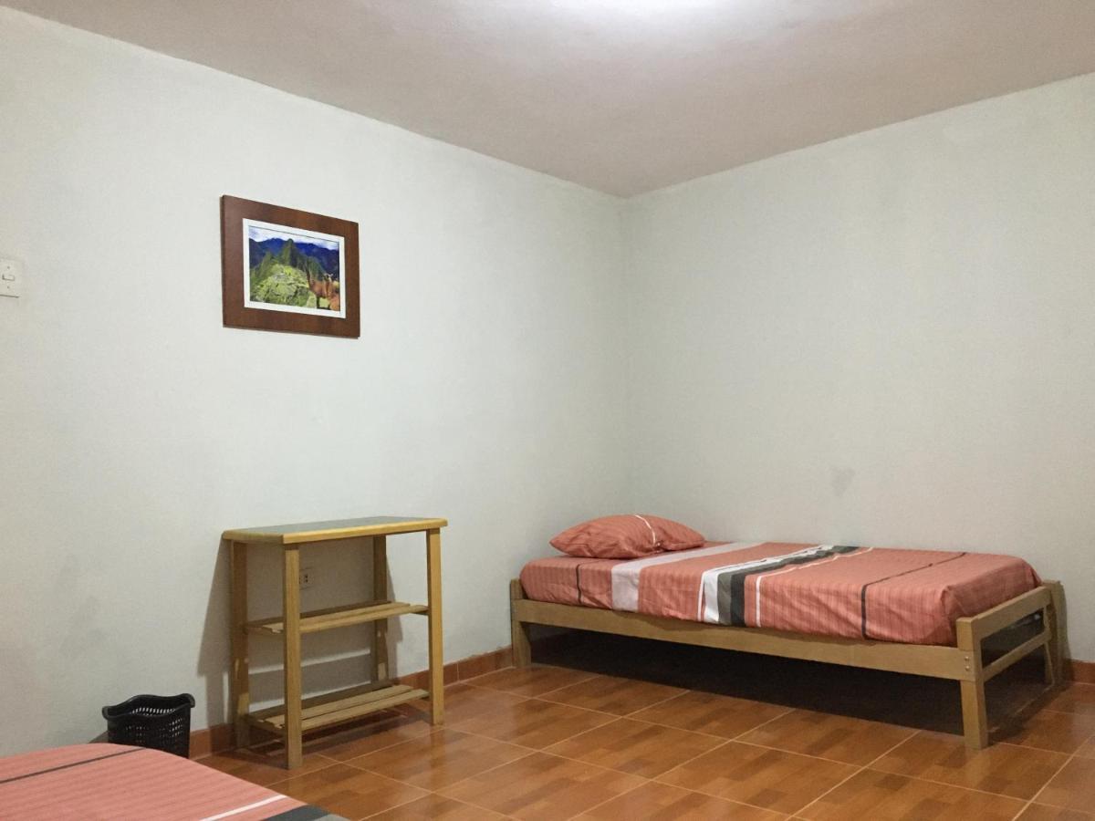 5Min Airport - Super Host Bed & Breakfast Lima Dış mekan fotoğraf